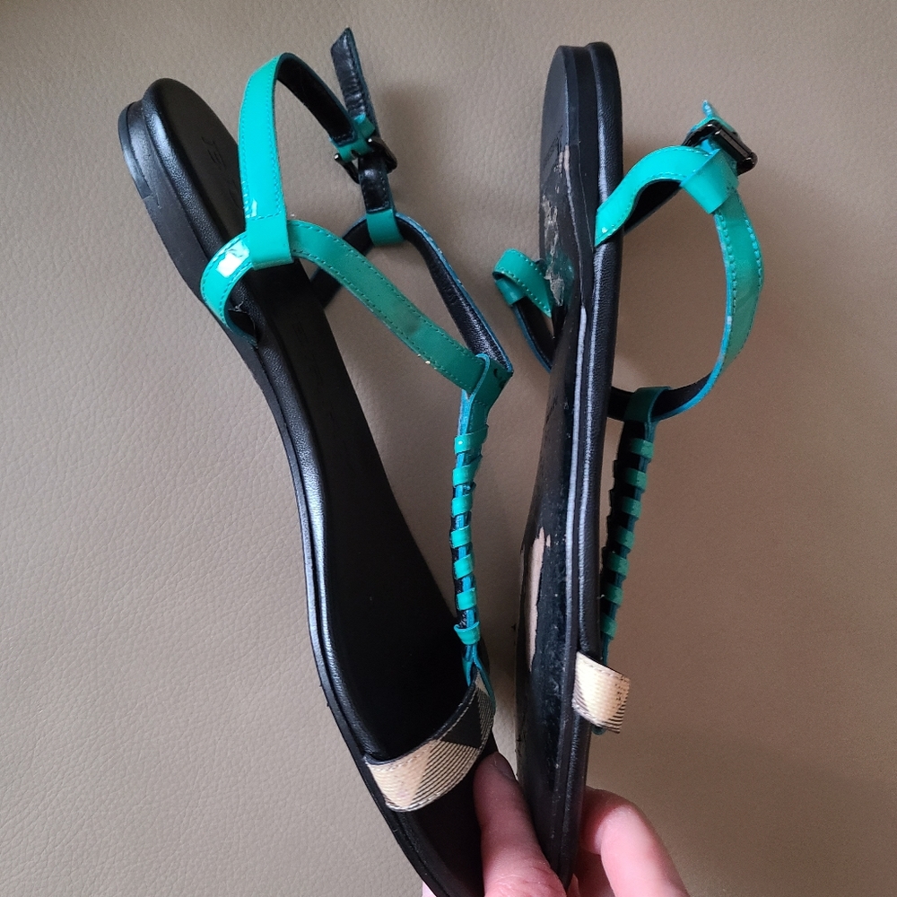 Burberry Sandals - Picture 2 of 8